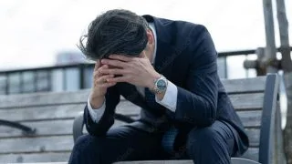 働き方を変えて人生を好転させる方法｜副業・転職で“収入・自由・安定”を同時に手に入れるロードマップ