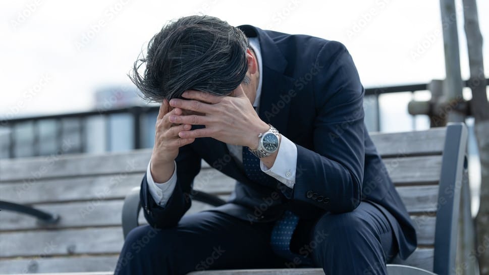 働き方を変えて人生を好転させる方法｜副業・転職で“収入・自由・安定”を同時に手に入れるロードマップ