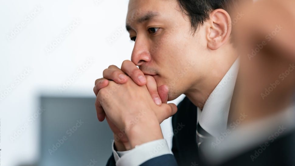 同期昇進で焦る時の克服法｜劣等感を成長に変えるキャリア戦略